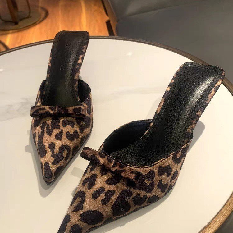 The Ethnic Fashion - Ciabatte da donna con stampa leopardata,