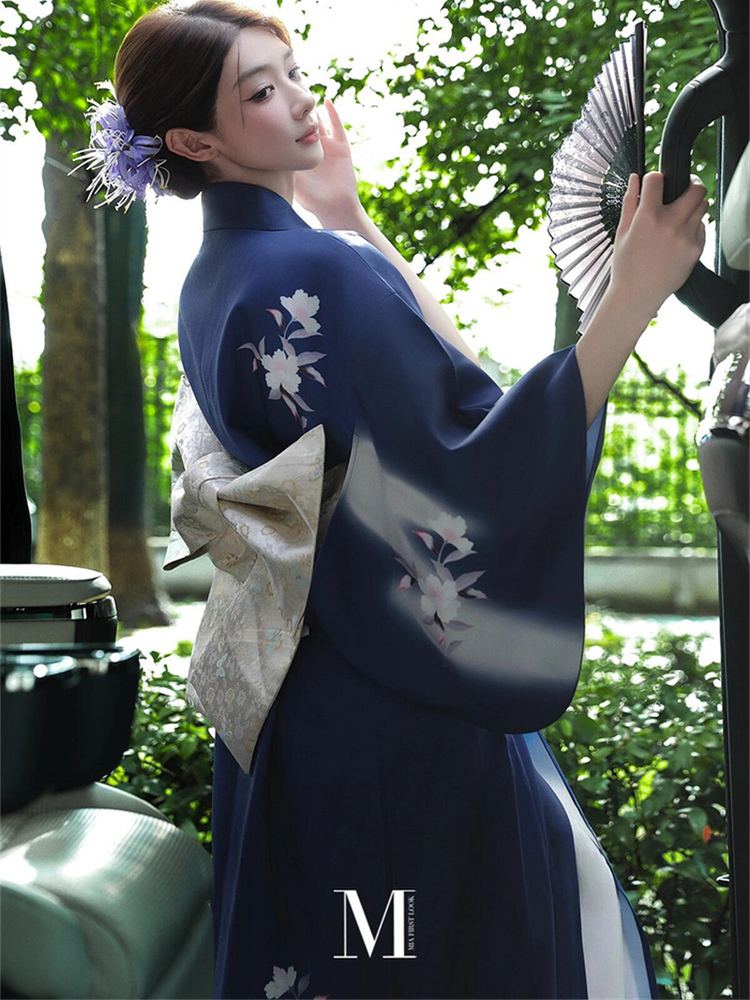 Ethnic Fashion Photography - Versione Migliorata del Tradizionale Kimono Giapponese,
