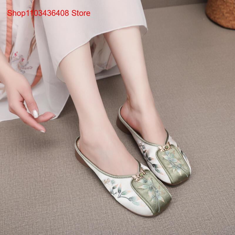 Nuove pantofole ricamate per l - The Ethnic Fashion recensione e prezzo