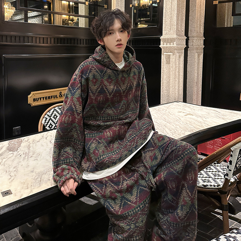 Set di felpe con cappuccio in  - Ethnic Fashion Trends 2025 recensione e prezzo