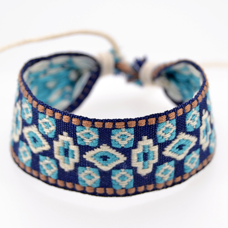 Braccialetti tessuti a mano mo - Ethnic Fashion Brand recensione e prezzo