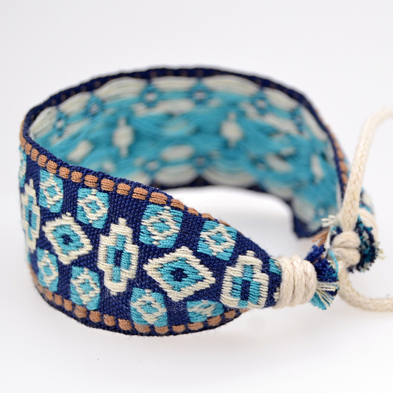 Braccialetti tessuti a mano mo - Ethnic Fashion Brand recensione e prezzo