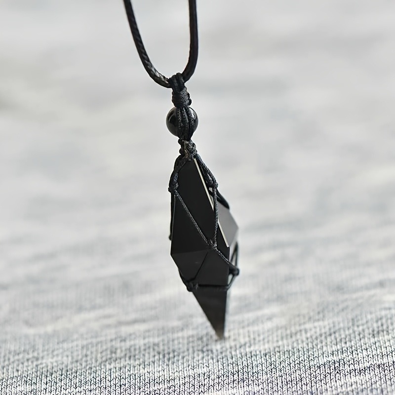 Collana con Pendente a Punta d - Fashion Ethnic Wear For Men recensione e prezzo